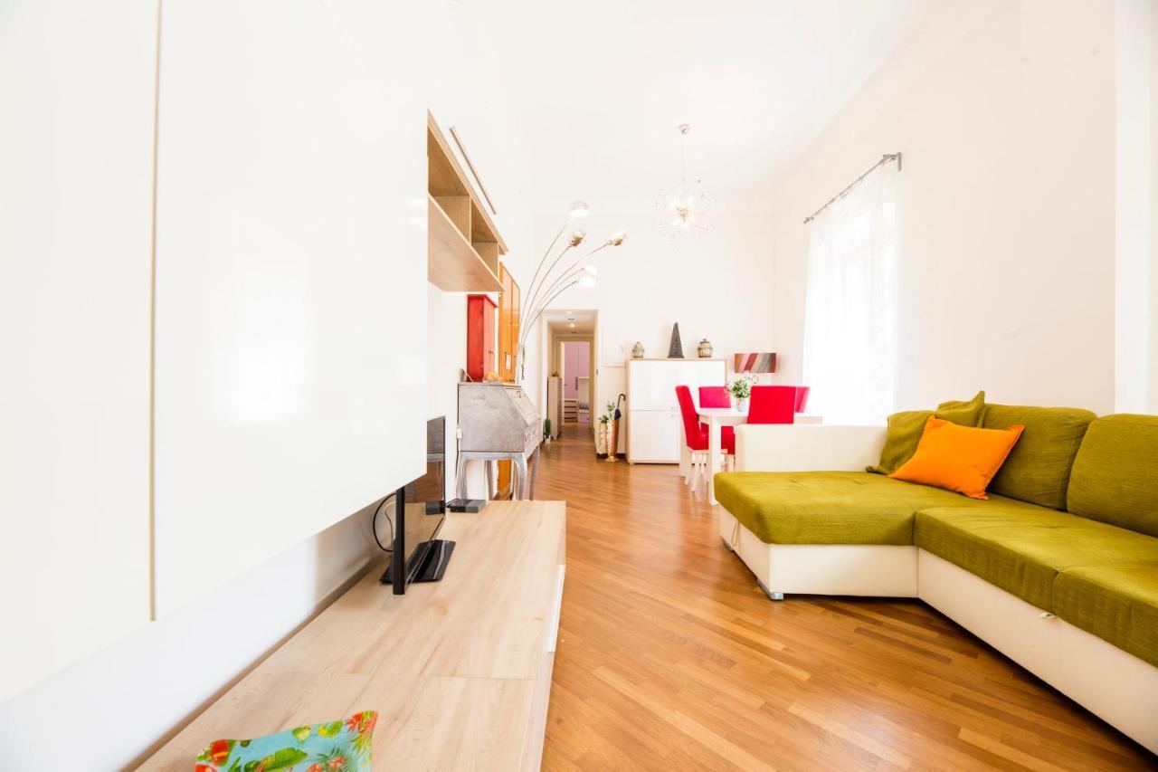 Bernardo House By Holiday Home 24 Genua Exterior foto